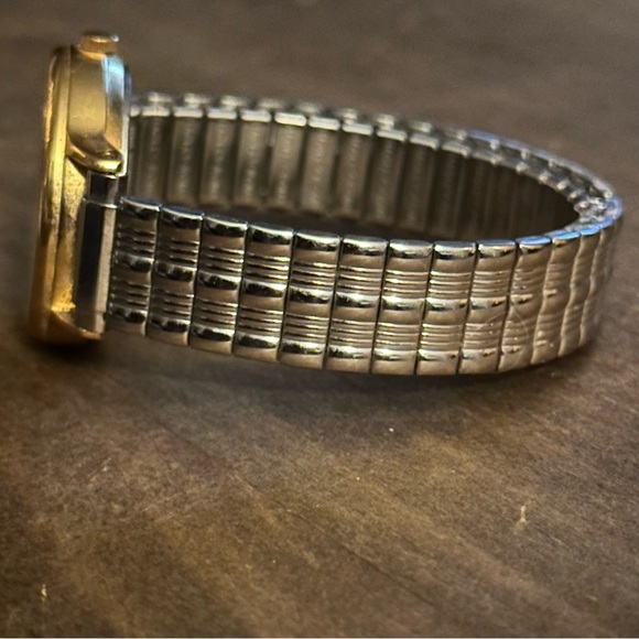 Vintage Lorus holographic Mickey Mouse watch - Picture 3 of 6